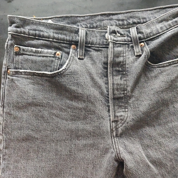 Practically brand new Levi's 501s - Picture 7 of 7